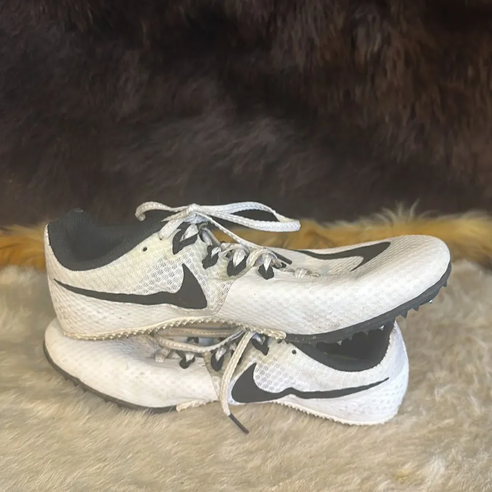 Nike racing shoes 6.5 (3190)